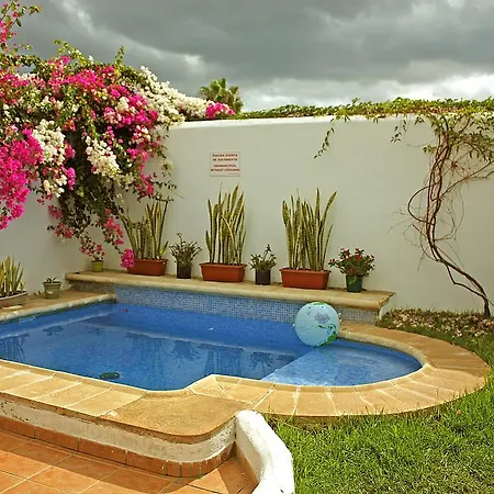Hostal La Tortuga *
