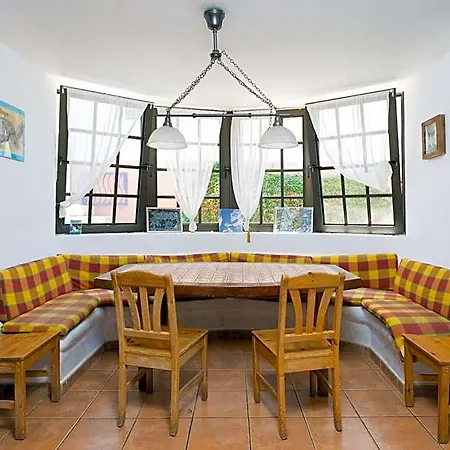 Hostal La Tortuga *