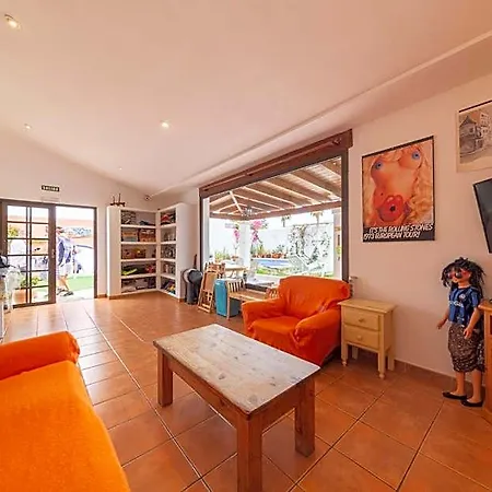La Tortuga Hostal *